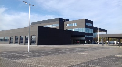 MERCEDES WROCŁAW – SHOWROOM AND SERVICE STATION